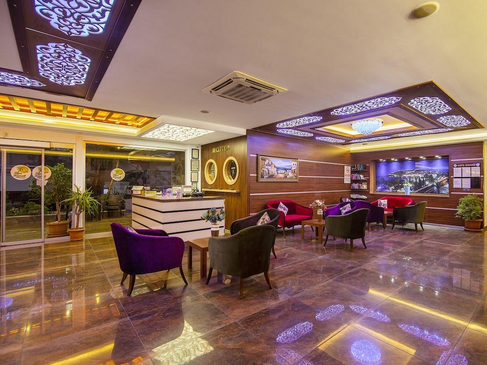 Kleopatra Blue Hawai Hotel Alanya Exterior photo