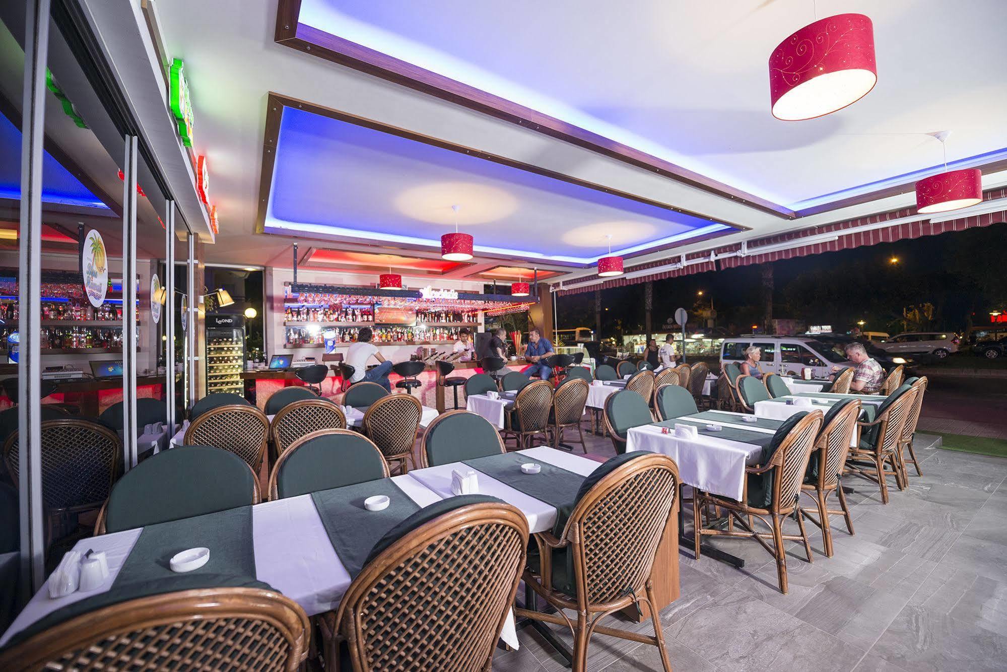 Kleopatra Blue Hawai Hotel Alanya Exterior photo